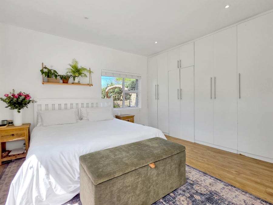 2 Bedroom Property for Sale in Belle Constantia Western Cape